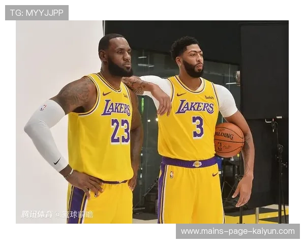 戴维斯更衣室问题或影响湖人未来：背后的深层次原因与未来走向